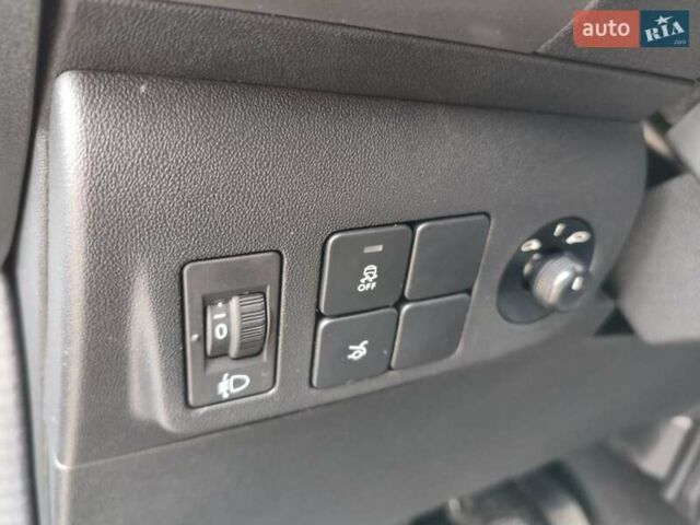 Пежо 301 2020 в Кривом Роге на Automoto.ua Черный Пежо 301, объемом двигателя 1.59 л и пробегом 55 тыс. км за 11500 $, фото 25 на Automoto.ua