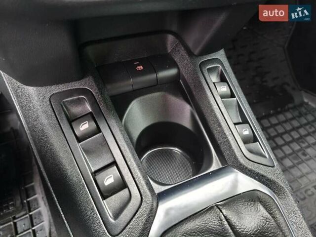 Пежо 301 2020 в Кривом Роге на Automoto.ua Черный Пежо 301, объемом двигателя 1.59 л и пробегом 55 тыс. км за 11500 $, фото 23 на Automoto.ua