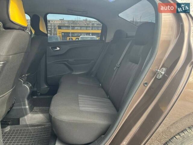 Коричневый Пежо 301, объемом двигателя 1.56 л и пробегом 181 тыс. км за 7990 $, фото 8 на Automoto.ua