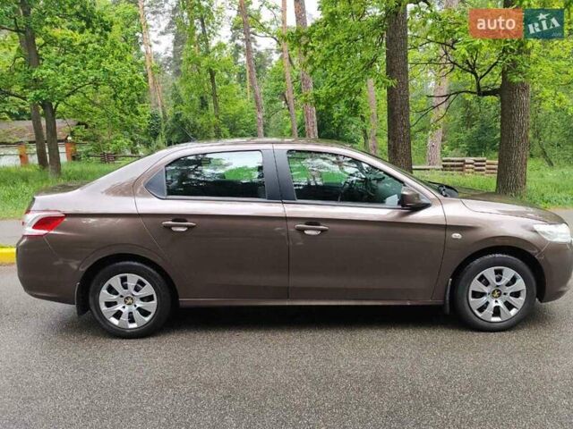 Коричневый Пежо 301, объемом двигателя 1.59 л и пробегом 174 тыс. км за 6500 $, фото 4 на Automoto.ua