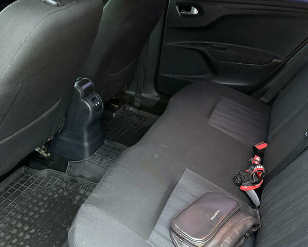 Коричневый Пежо 301, объемом двигателя 1.56 л и пробегом 206 тыс. км за 6700 $, фото 8 на Automoto.ua