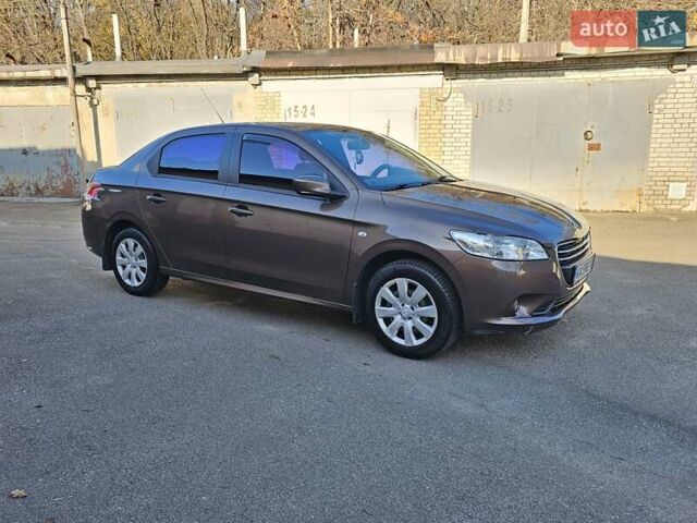 Коричневый Пежо 301, объемом двигателя 1.2 л и пробегом 170 тыс. км за 4750 $, фото 2 на Automoto.ua