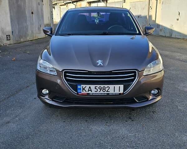 Коричневый Пежо 301, объемом двигателя 1.2 л и пробегом 170 тыс. км за 4500 $, фото 3 на Automoto.ua