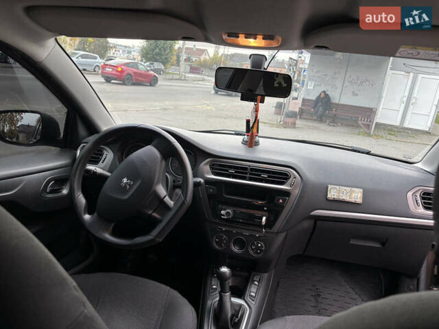 Коричневий Пежо 301, об'ємом двигуна 1.56 л та пробігом 112 тис. км за 8000 $, фото 10 на Automoto.ua