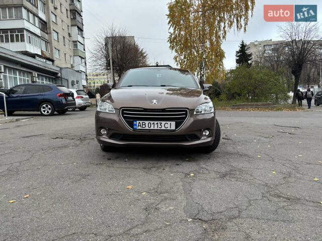 Коричневий Пежо 301, об'ємом двигуна 1.56 л та пробігом 112 тис. км за 8000 $, фото 1 на Automoto.ua