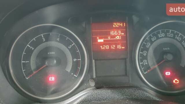 Пежо 301, объемом двигателя 1.2 л и пробегом 281 тыс. км за 3900 $, фото 8 на Automoto.ua