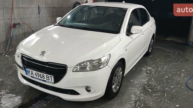 Пежо 301, объемом двигателя 1.2 л и пробегом 281 тыс. км за 3900 $, фото 1 на Automoto.ua