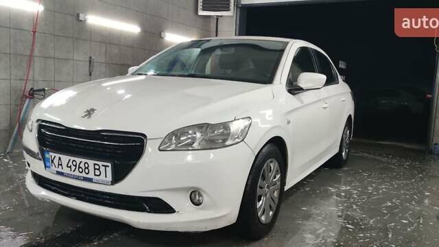 Пежо 301, объемом двигателя 1.2 л и пробегом 281 тыс. км за 3900 $, фото 2 на Automoto.ua