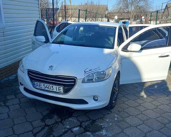 Пежо 301, объемом двигателя 1.2 л и пробегом 102 тыс. км за 6500 $, фото 2 на Automoto.ua