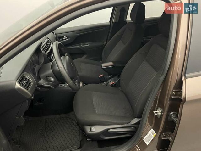 Пежо 301, объемом двигателя 1.2 л и пробегом 104 тыс. км за 8303 $, фото 8 на Automoto.ua