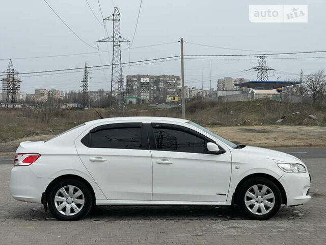 Пежо 301, объемом двигателя 1.2 л и пробегом 182 тыс. км за 6000 $, фото 4 на Automoto.ua