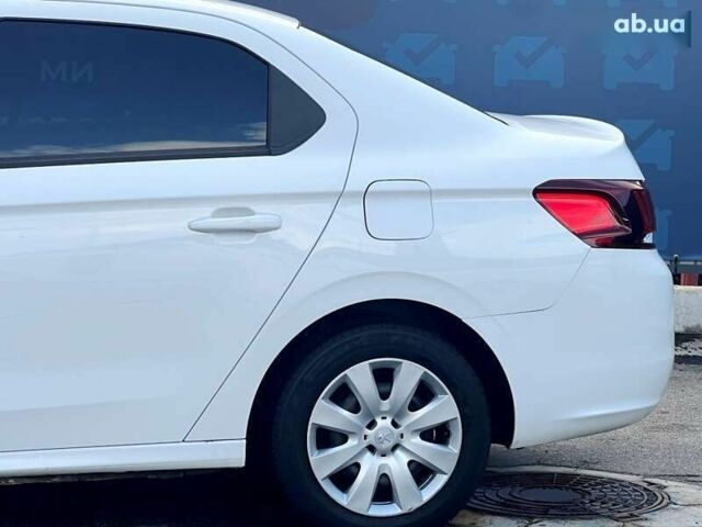 Пежо 301, объемом двигателя 1.2 л и пробегом 134 тыс. км за 5600 $, фото 16 на Automoto.ua