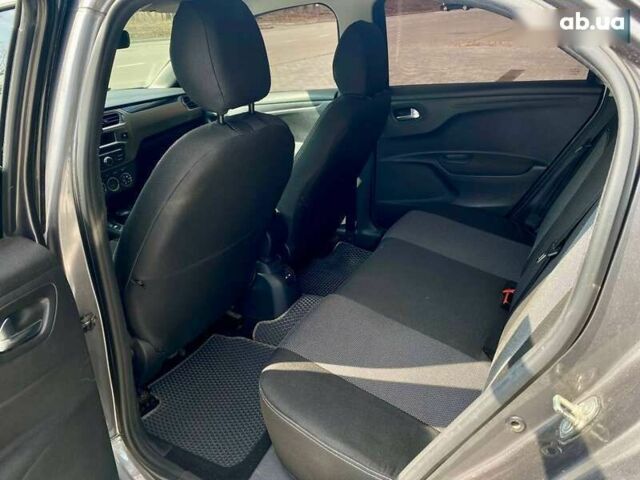 Пежо 301, объемом двигателя 1.6 л и пробегом 166 тыс. км за 8790 $, фото 23 на Automoto.ua