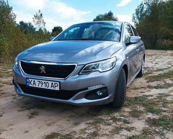 Пежо 301, объемом двигателя 1.59 л и пробегом 140 тыс. км за 7500 $, фото 3 на Automoto.ua