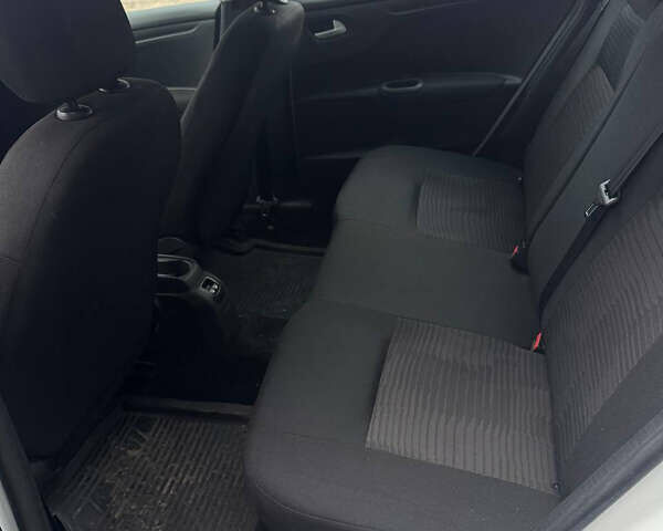 Пежо 301, об'ємом двигуна 1.2 л та пробігом 214 тис. км за 5700 $, фото 6 на Automoto.ua