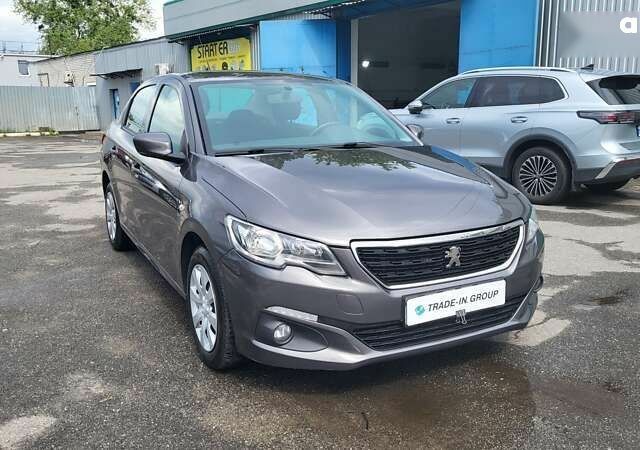 Пежо 301, объемом двигателя 1.6 л и пробегом 116 тыс. км за 10500 $, фото 5 на Automoto.ua