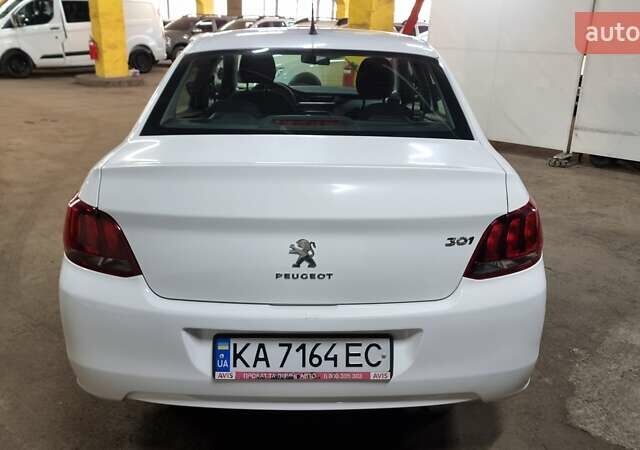 Пежо 301, объемом двигателя 1.59 л и пробегом 117 тыс. км за 8100 $, фото 11 на Automoto.ua