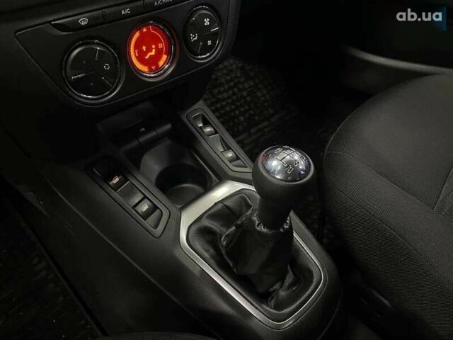 Пежо 301, об'ємом двигуна 0 л та пробігом 310 тис. км за 6490 $, фото 25 на Automoto.ua