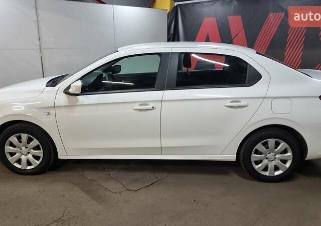 Пежо 301, объемом двигателя 1.59 л и пробегом 117 тыс. км за 8100 $, фото 2 на Automoto.ua