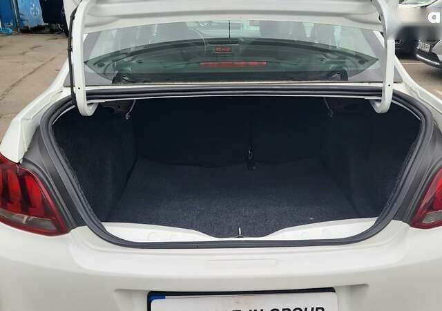 Пежо 301 2021 у Києві на Automoto.ua Пежо 301, об'ємом двигуна 1.2 л та пробігом 56 тис. км за 8300 $, фото 19 на Automoto.ua