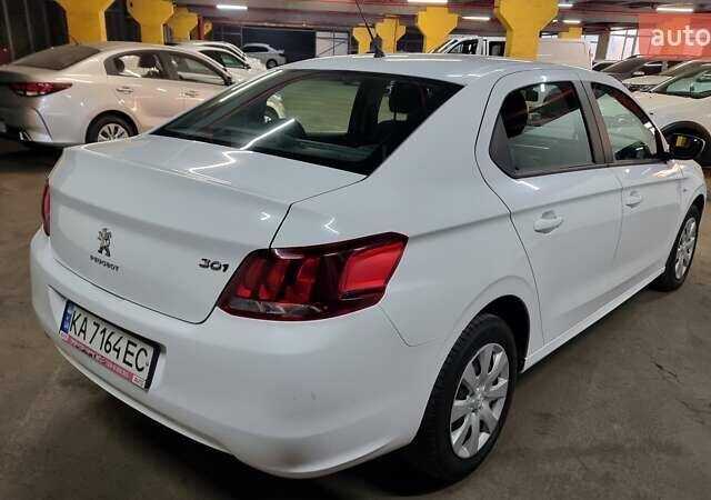 Пежо 301, объемом двигателя 1.59 л и пробегом 117 тыс. км за 8100 $, фото 4 на Automoto.ua