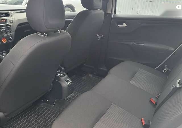 Пежо 301 2021 у Києві на Automoto.ua Пежо 301, об'ємом двигуна 1.2 л та пробігом 56 тис. км за 8300 $, фото 15 на Automoto.ua