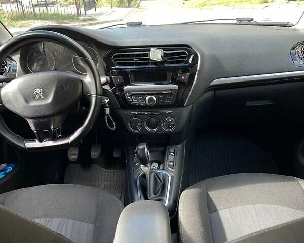 Пежо 301 2012 у Кам'янське (Дніпродзержинськ) на Automoto.ua Сірий Пежо 301, об'ємом двигуна 1.56 л та пробігом 250 тис. км за 6000 $, фото 4 на Automoto.ua