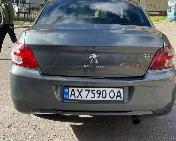 Пежо 301 2012 у Кам'янське (Дніпродзержинськ) на Automoto.ua Сірий Пежо 301, об'ємом двигуна 1.56 л та пробігом 250 тис. км за 6000 $, фото 8 на Automoto.ua