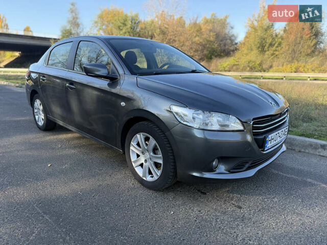 Серый Пежо 301, объемом двигателя 1.59 л и пробегом 156 тыс. км за 7400 $, фото 4 на Automoto.ua