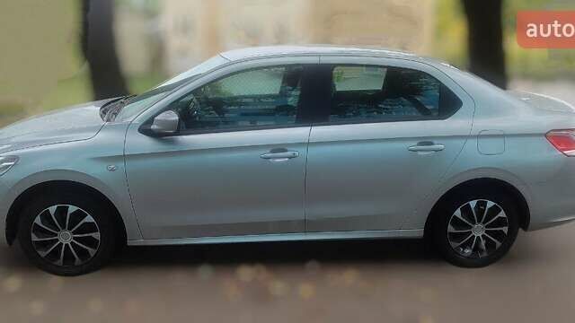 Пежо 301 2013 у Києві на Automoto.ua Сірий Пежо 301, об'ємом двигуна 1.2 л та пробігом 86 тис. км за 4600 $, фото 3 на Automoto.ua