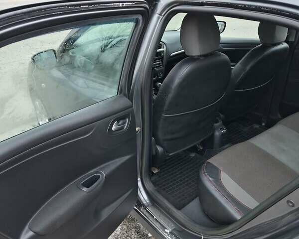 Серый Пежо 301, объемом двигателя 1.56 л и пробегом 110 тыс. км за 7200 $, фото 8 на Automoto.ua