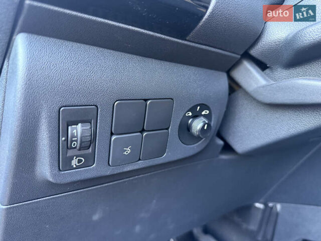 Серый Пежо 301, объемом двигателя 1.59 л и пробегом 156 тыс. км за 6600 $, фото 13 на Automoto.ua