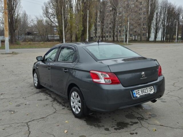 Серый Пежо 301, объемом двигателя 1.6 л и пробегом 110 тыс. км за 7200 $, фото 2 на Automoto.ua