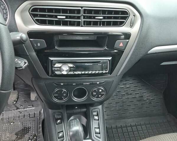 Серый Пежо 301, объемом двигателя 1.56 л и пробегом 110 тыс. км за 7200 $, фото 12 на Automoto.ua