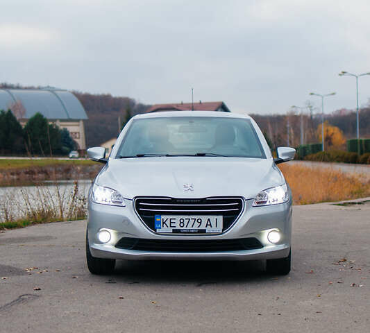 Серый Пежо 301, объемом двигателя 1.6 л и пробегом 32 тыс. км за 8200 $, фото 8 на Automoto.ua