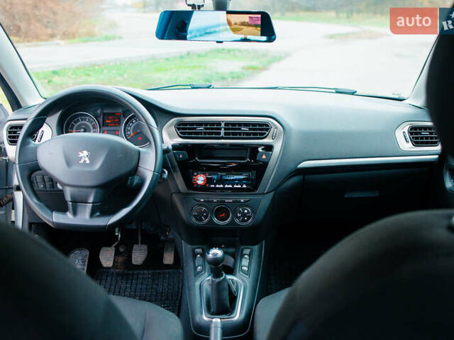 Серый Пежо 301, объемом двигателя 1.6 л и пробегом 32 тыс. км за 8200 $, фото 18 на Automoto.ua