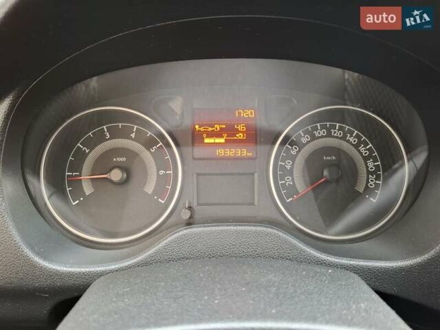 Сірий Пежо 301, об'ємом двигуна 1.56 л та пробігом 193 тис. км за 7999 $, фото 7 на Automoto.ua