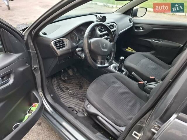 Сірий Пежо 301, об'ємом двигуна 1.56 л та пробігом 193 тис. км за 7999 $, фото 5 на Automoto.ua