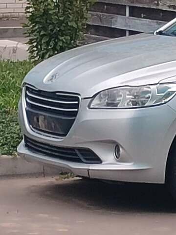 Пежо 301 2013 у Києві на Automoto.ua Сірий Пежо 301, об'ємом двигуна 1.2 л та пробігом 86 тис. км за 4600 $, фото 6 на Automoto.ua