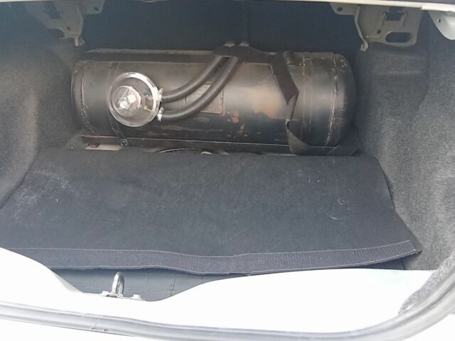 Серый Пежо 301, объемом двигателя 1.2 л и пробегом 197 тыс. км за 5000 $, фото 7 на Automoto.ua