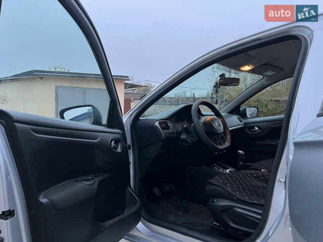 Сірий Пежо 301, об'ємом двигуна 1.2 л та пробігом 144 тис. км за 6200 $, фото 12 на Automoto.ua