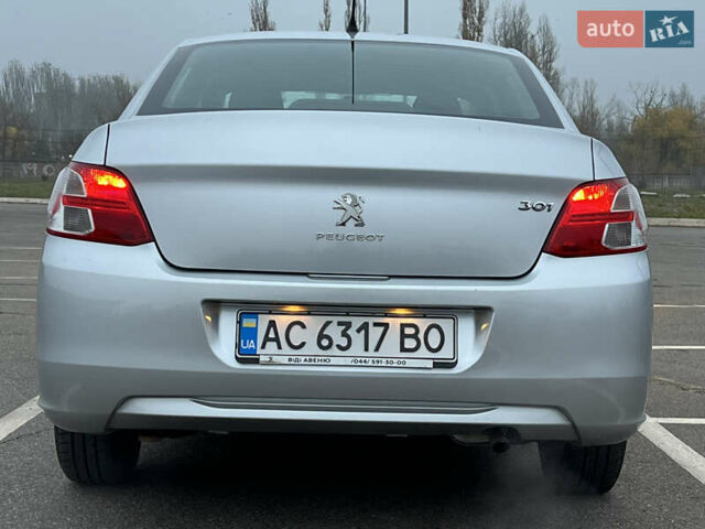 Сірий Пежо 301, об'ємом двигуна 1.2 л та пробігом 144 тис. км за 6200 $, фото 3 на Automoto.ua