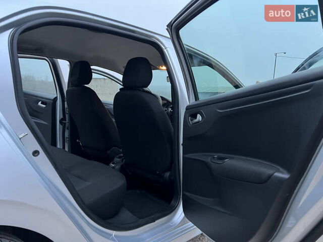 Сірий Пежо 301, об'ємом двигуна 1.2 л та пробігом 144 тис. км за 6200 $, фото 15 на Automoto.ua