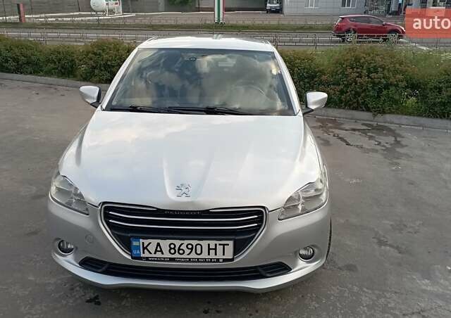 Серый Пежо 301, объемом двигателя 1.2 л и пробегом 194 тыс. км за 6000 $, фото 1 на Automoto.ua