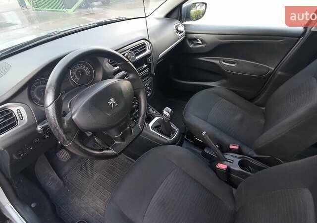 Серый Пежо 301, объемом двигателя 1.2 л и пробегом 194 тыс. км за 6000 $, фото 10 на Automoto.ua