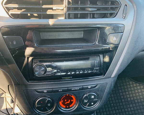 Серый Пежо 301, объемом двигателя 1.2 л и пробегом 270 тыс. км за 4499 $, фото 6 на Automoto.ua