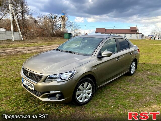 Серый Пежо 301, объемом двигателя 1.2 л и пробегом 74 тыс. км за 8000 $, фото 1 на Automoto.ua