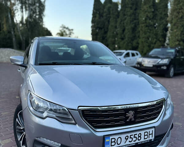 Сірий Пежо 301, об'ємом двигуна 1.59 л та пробігом 69 тис. км за 9800 $, фото 2 на Automoto.ua