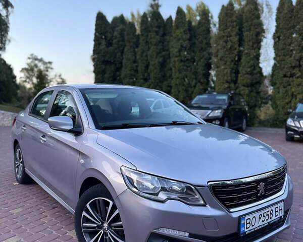 Сірий Пежо 301, об'ємом двигуна 1.59 л та пробігом 69 тис. км за 9800 $, фото 1 на Automoto.ua