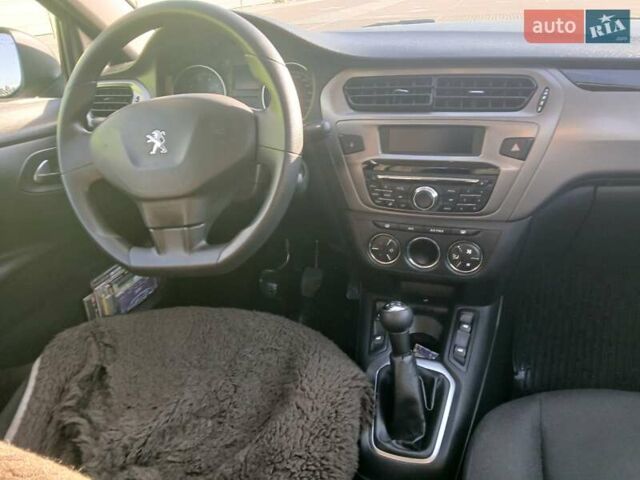Пежо 301 2017 у Києві на Automoto.ua Сірий Пежо 301, об'ємом двигуна 1.56 л та пробігом 155 тис. км за 7900 $, фото 2 на Automoto.ua